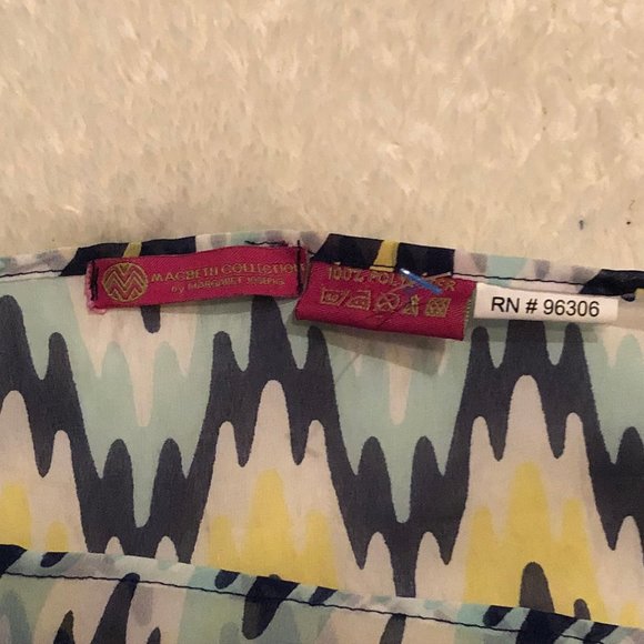 MACBETH COLLECTION Chevron Print Caftan Cover Up - Picture 3 of 3